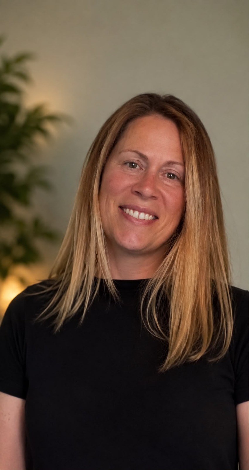 Zoe Clements, remedial massage therapist in West Sussex